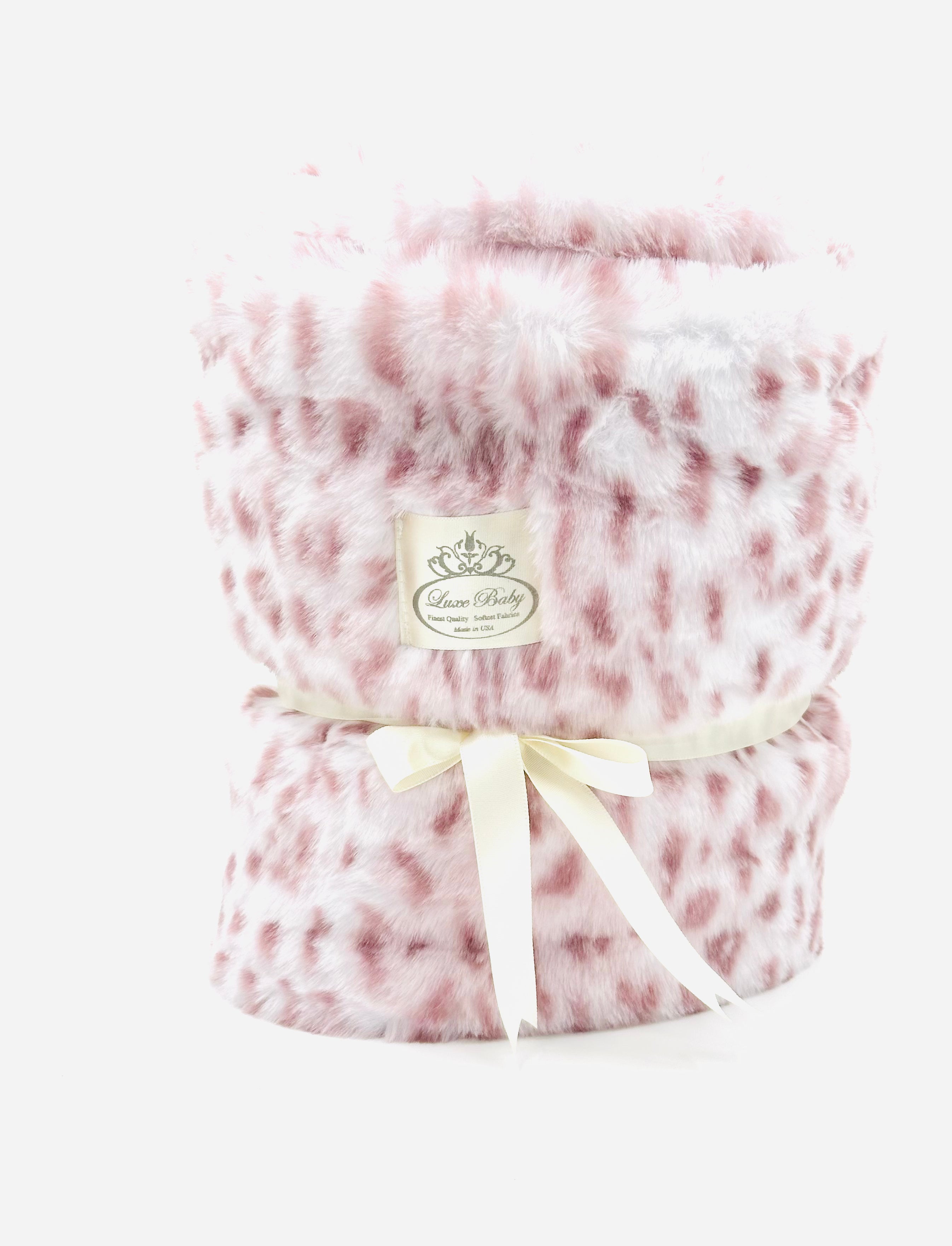 Willa Mauve Leopard Blanket